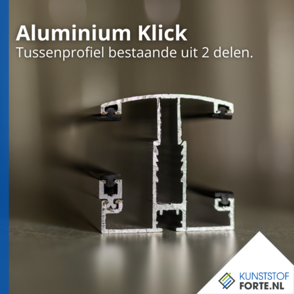 Aluminium tussenprofiel, stevig en duurzaam voor dak- en wandmontage.